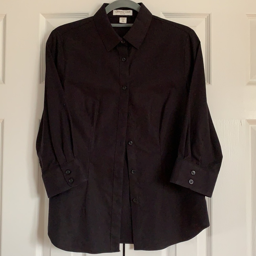 🍁 Black Button Down Shirt